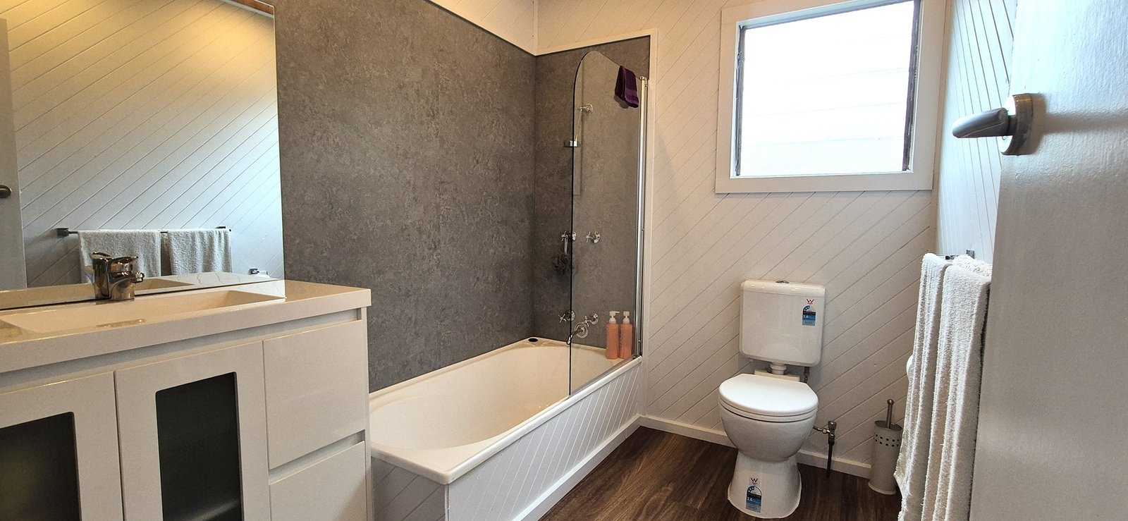 Real Estate and Property in 7 Sandra Court, Loch Sport, VIC