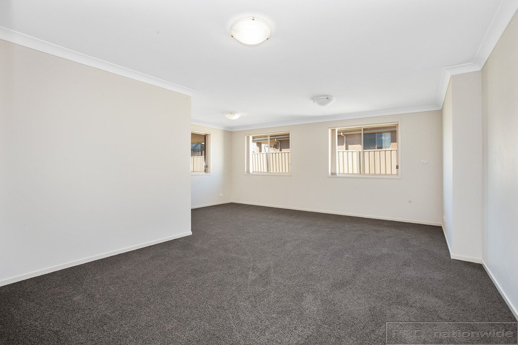 7 Sapphire Drive RUTHERFORD 2