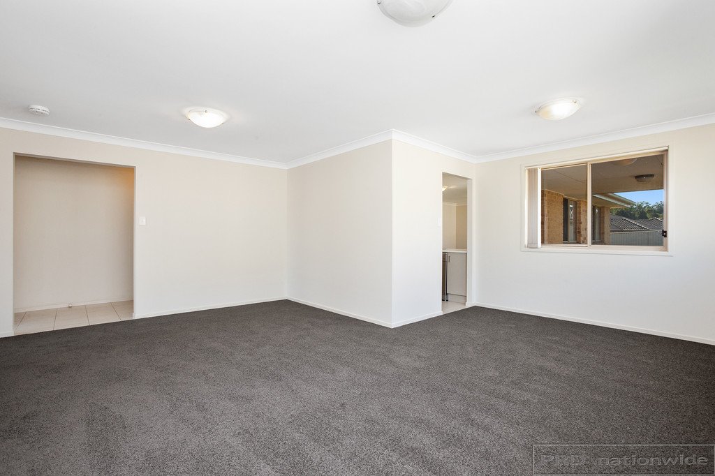 7 Sapphire Drive RUTHERFORD 3