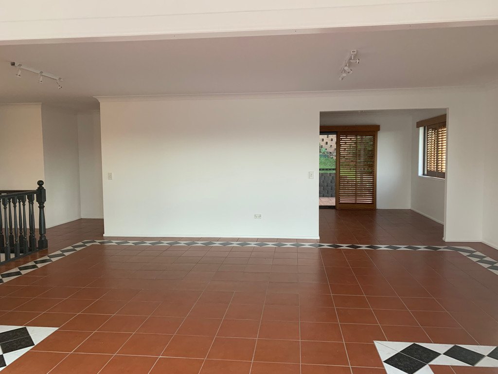 7 Sapwood Court ELANORA 11