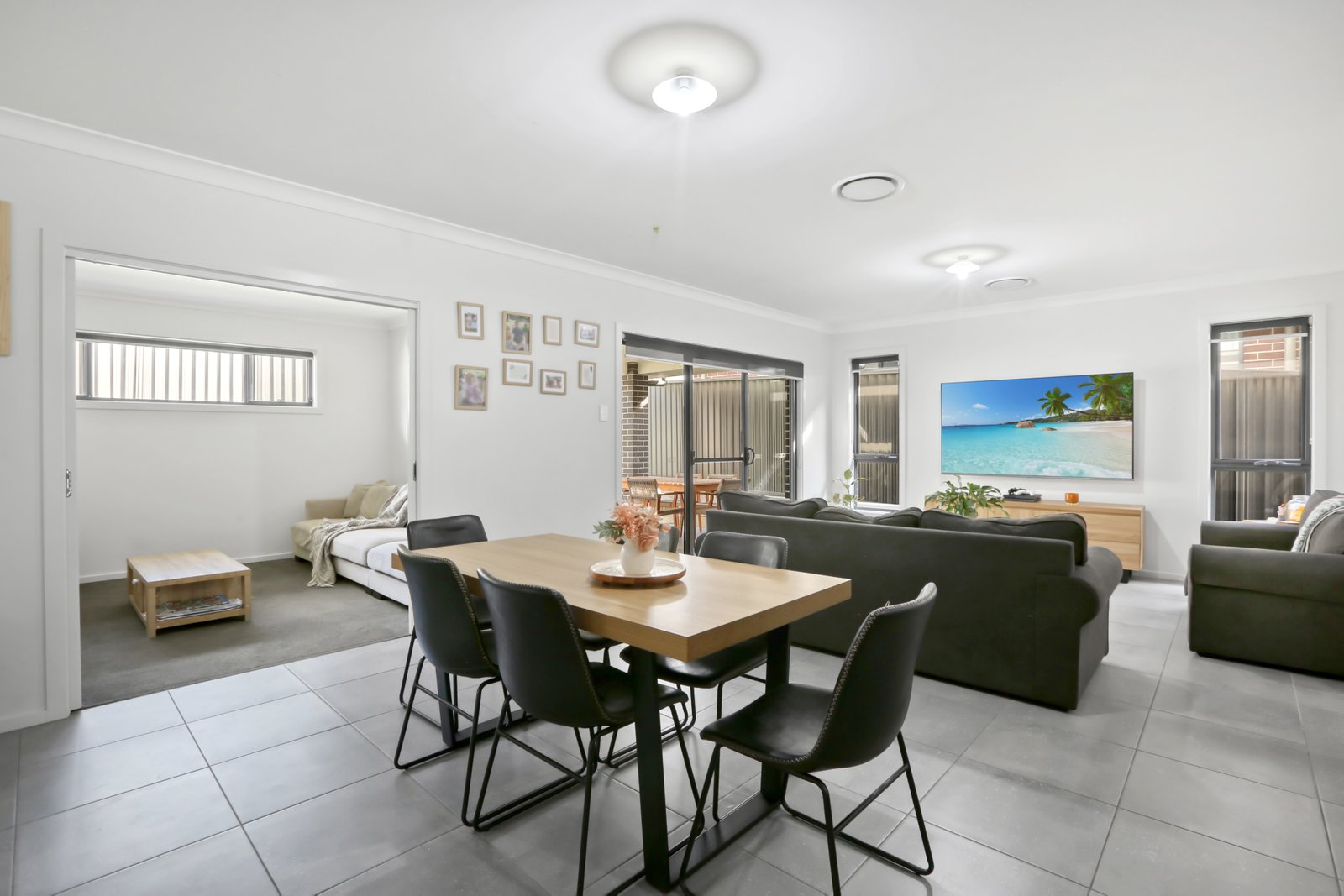 7 Sarsaparilla Way CALDERWOOD 4