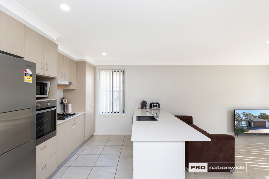 7 Scarborough Close TAMWORTH 5