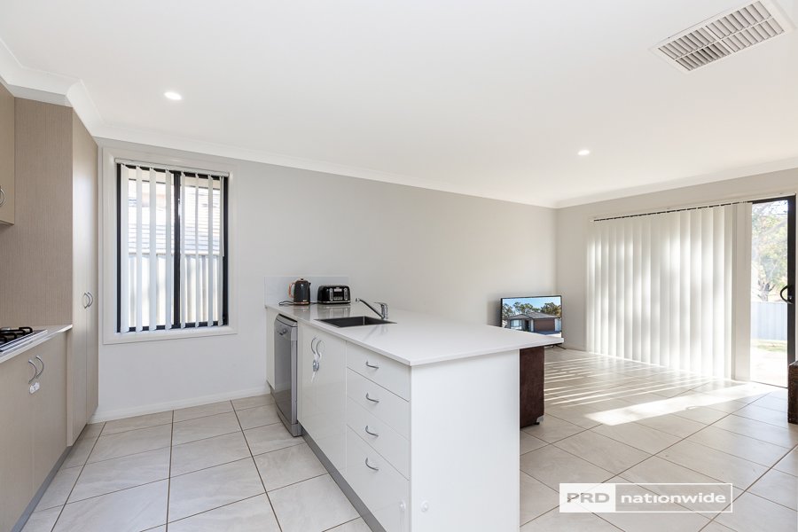 7 Scarborough Close TAMWORTH 7