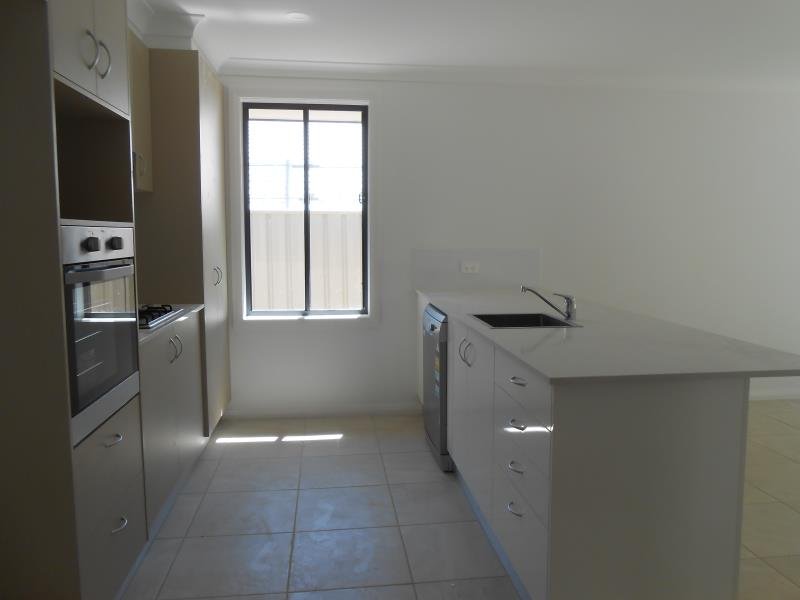 7 Scarborough Heights TAMWORTH 6