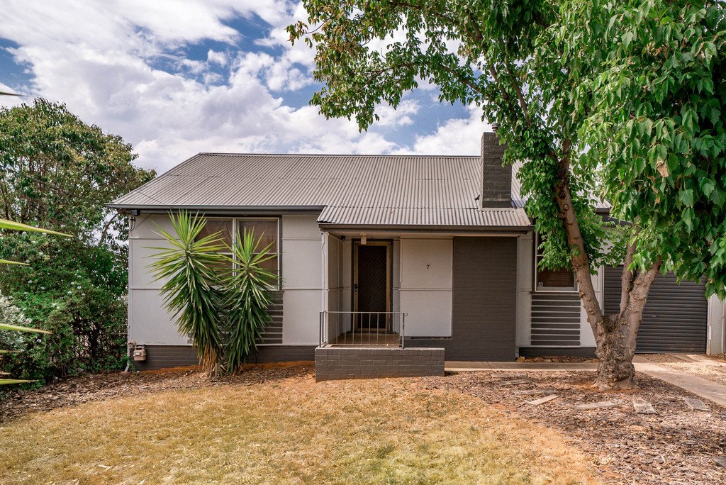7 Scherger Place MOUNT AUSTIN 1