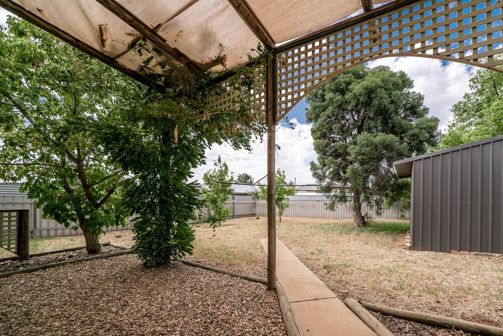 7 Scherger Place MOUNT AUSTIN 9