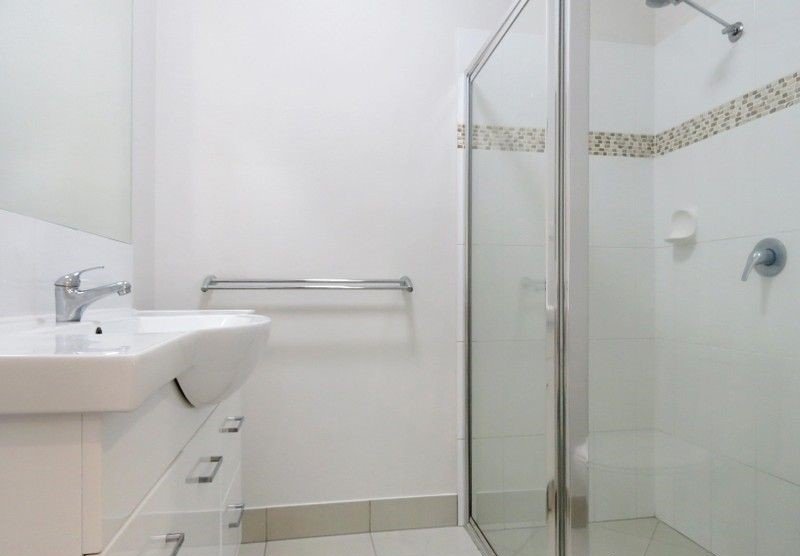 7 Second Close BOWEN 11