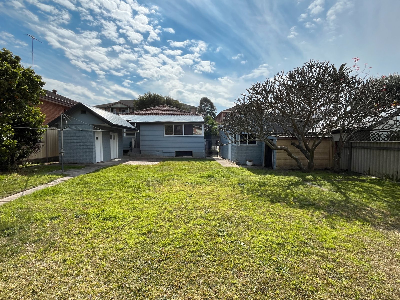 7 Selmon Street SANS SOUCI 8