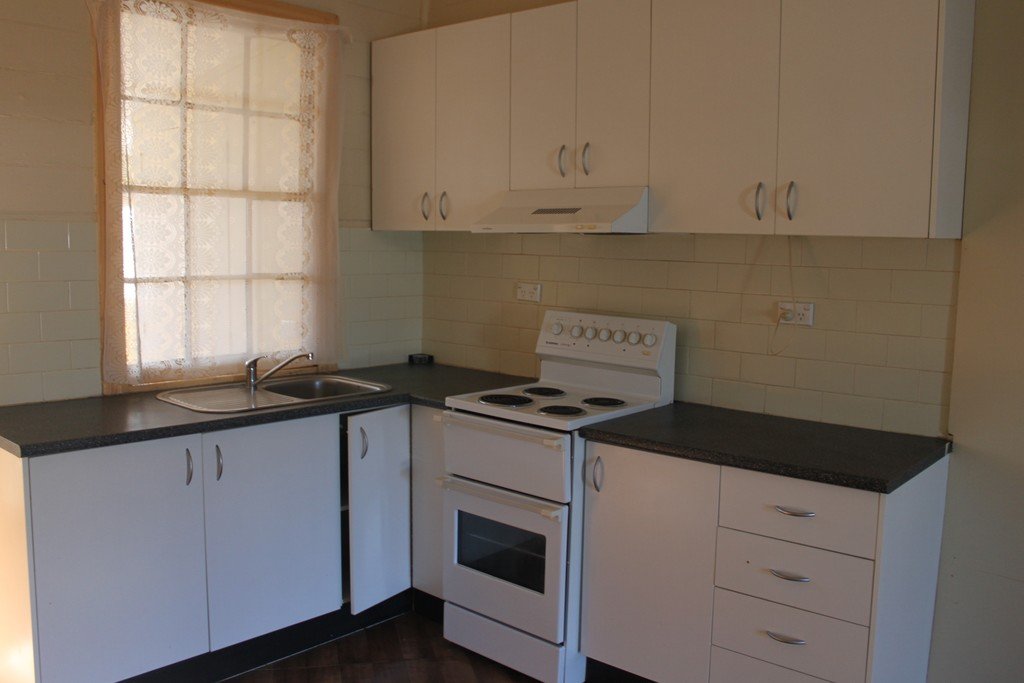 7 Selwyn  TUMBARUMBA 6