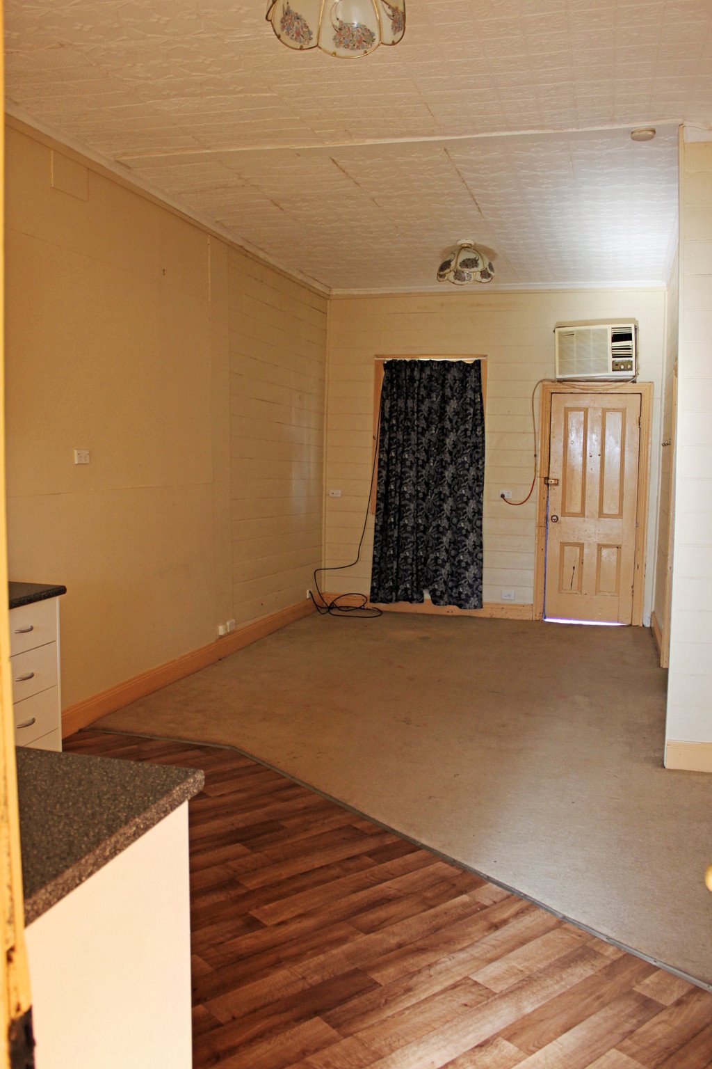 7 Selwyn  TUMBARUMBA 8