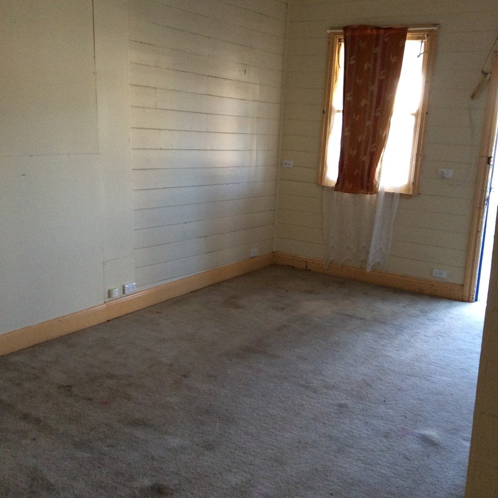 7 Selwyn  TUMBARUMBA 4