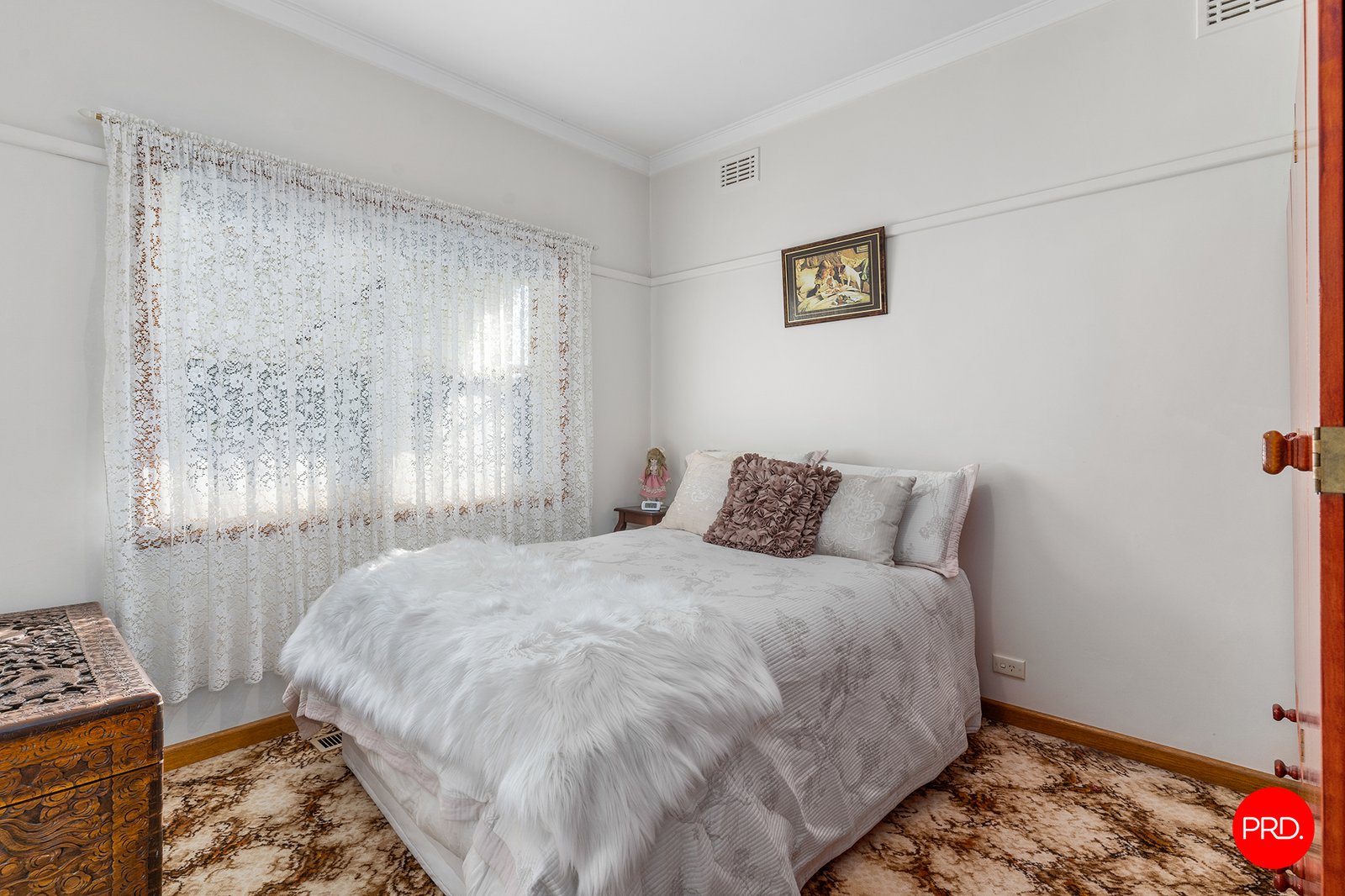 7 Semmens Street LONG GULLY 9