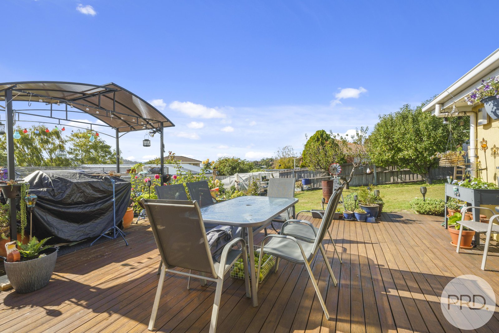 7 Serre Road KINGSTON 15