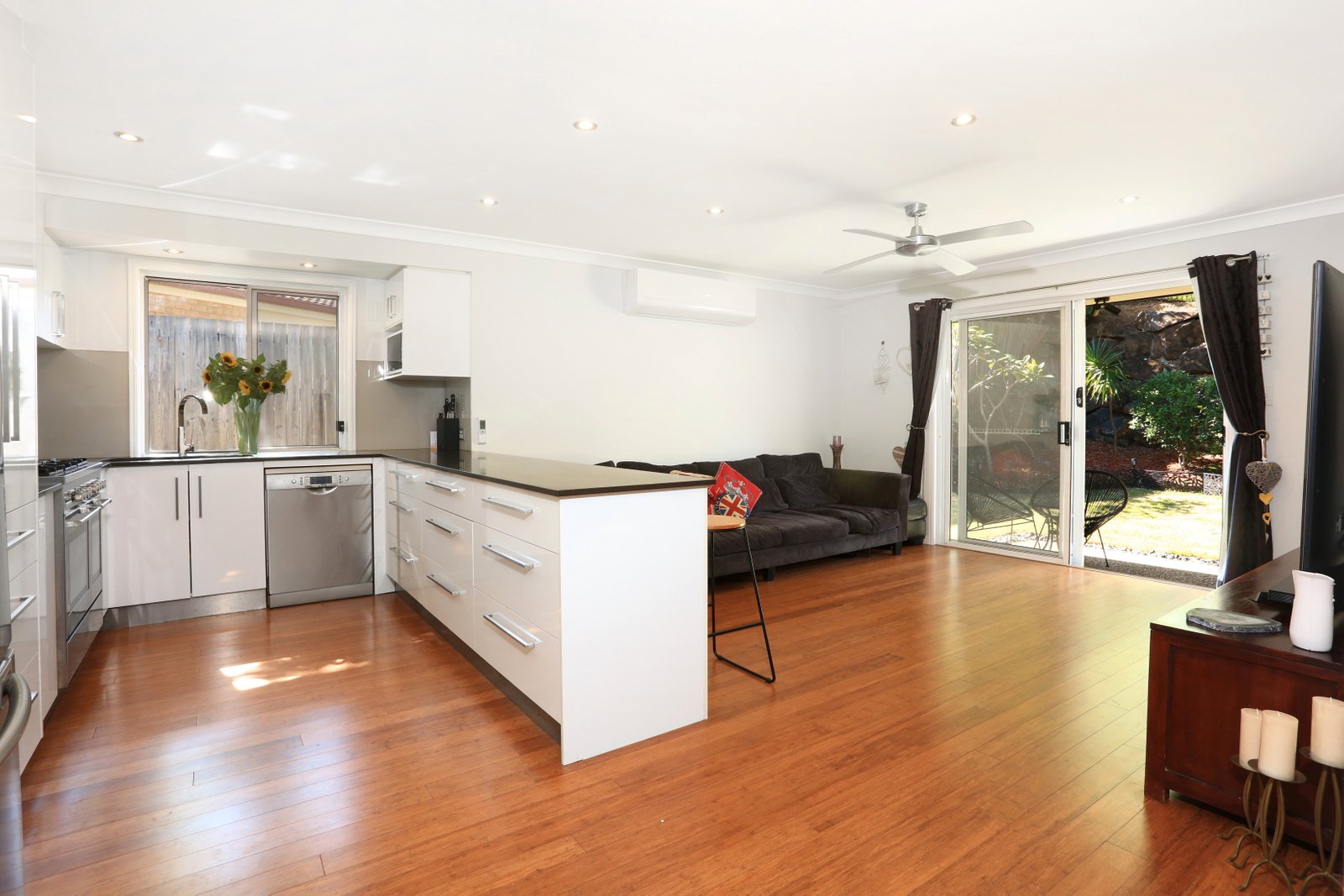 7 Sexton Court MOLENDINAR 4