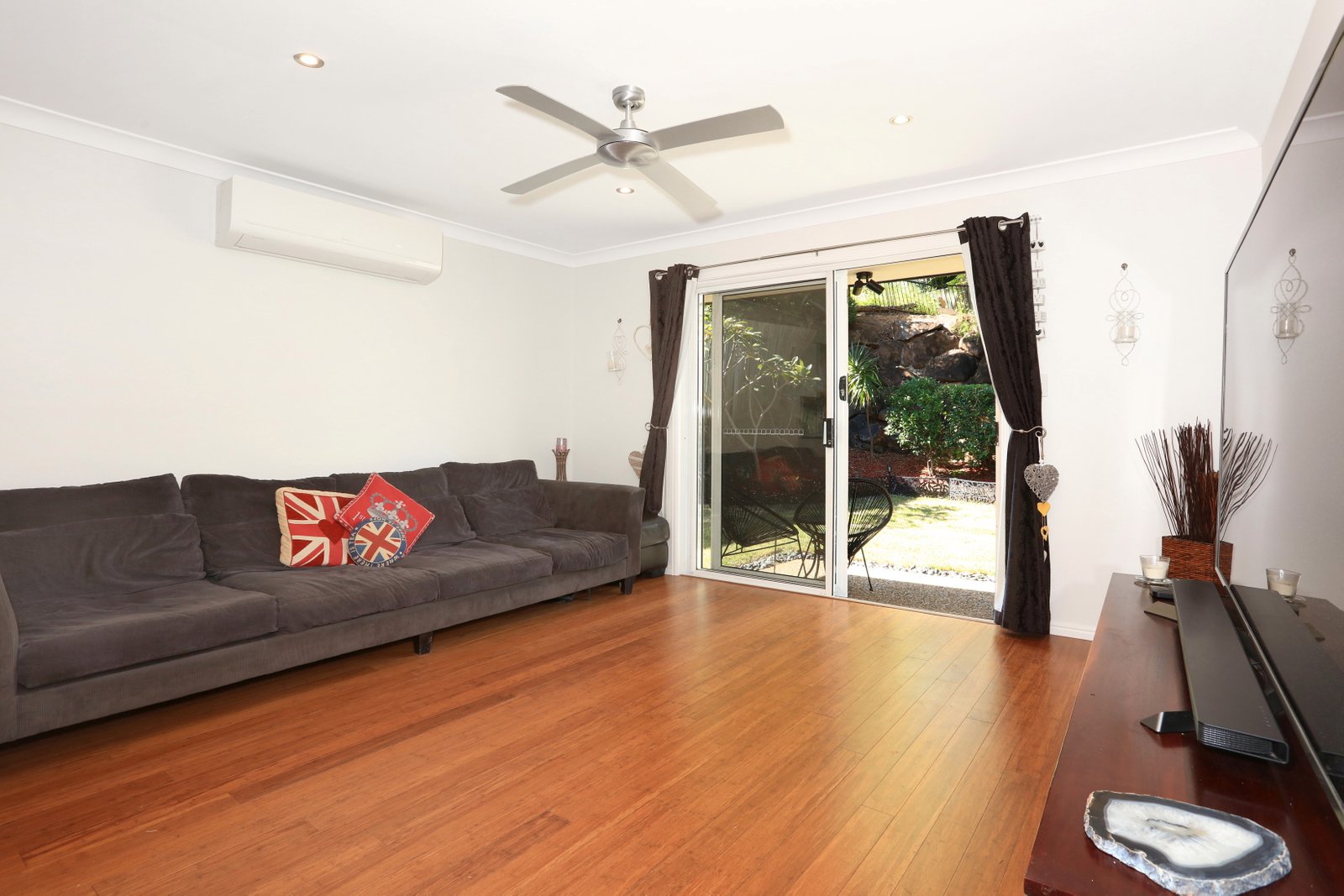 7 Sexton Court MOLENDINAR 8