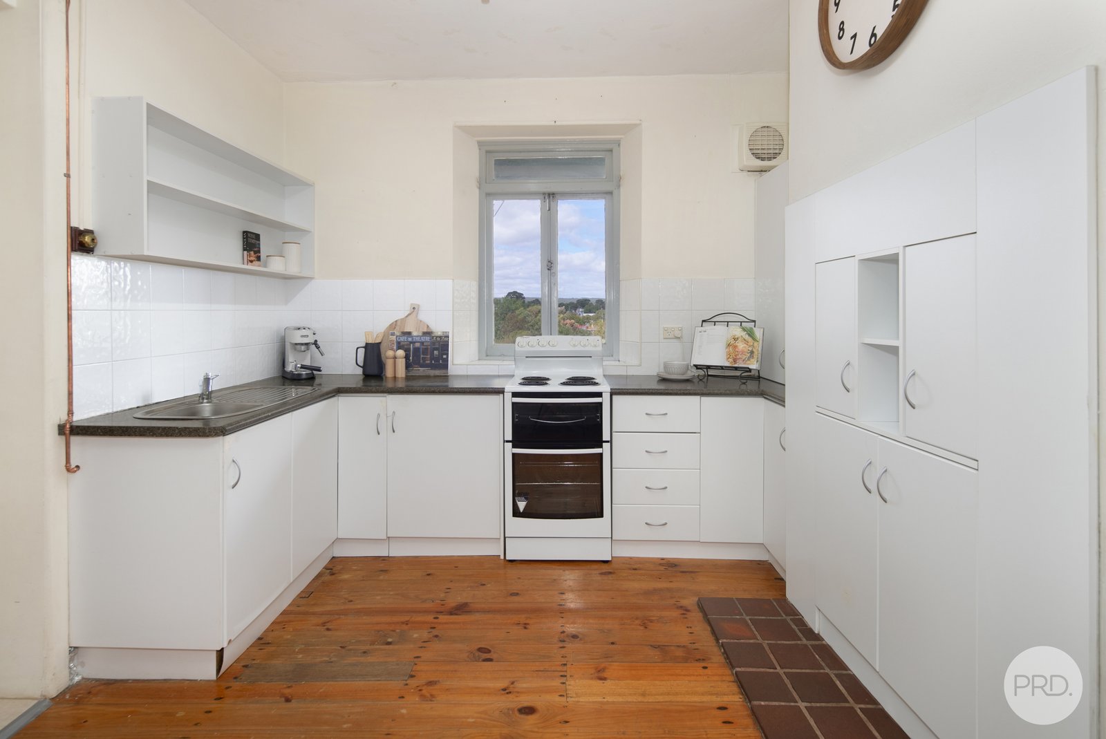 7 Seymour Crescent SOLDIERS HILL 9