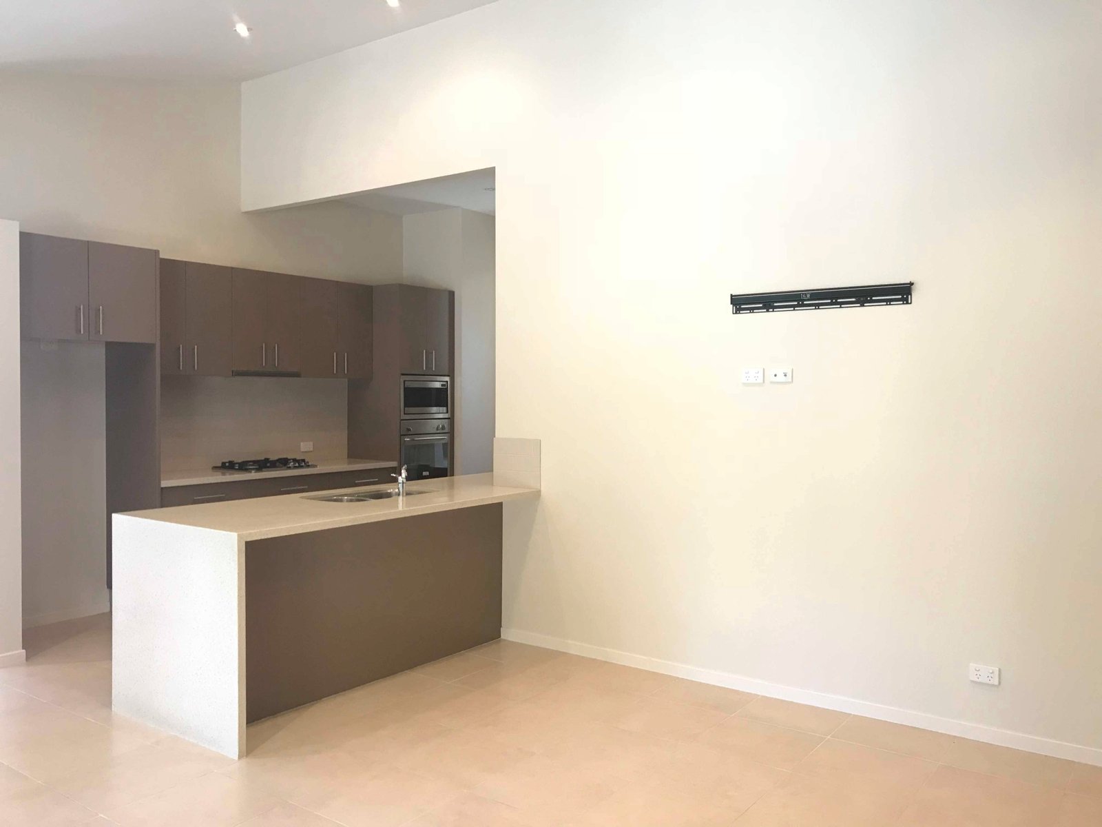 7 Shelby Close ANNA BAY 14