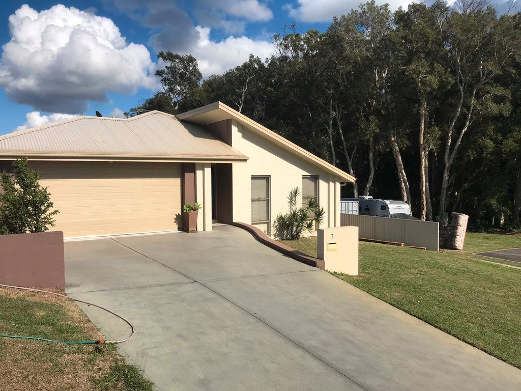 7 Shelby Close ANNA BAY 25