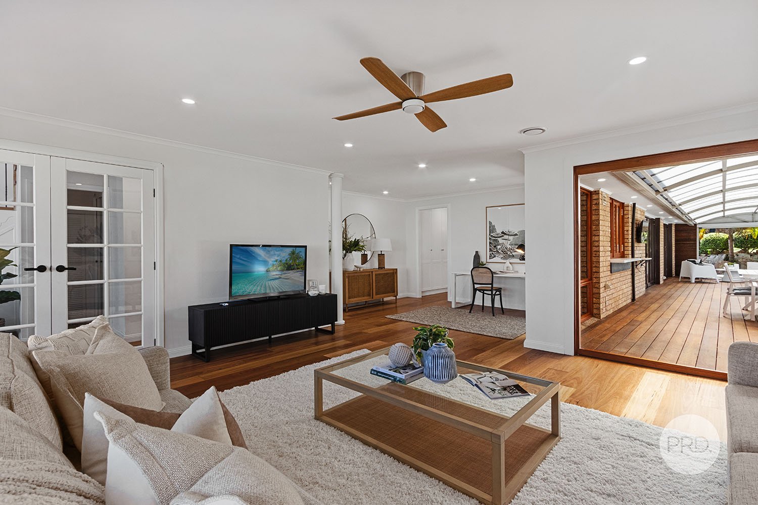 7 Shore Close ILLAWONG 3