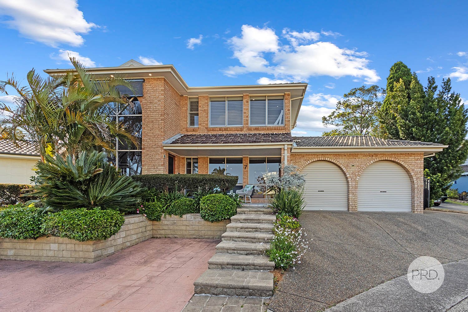 7 Shore Close ILLAWONG 19
