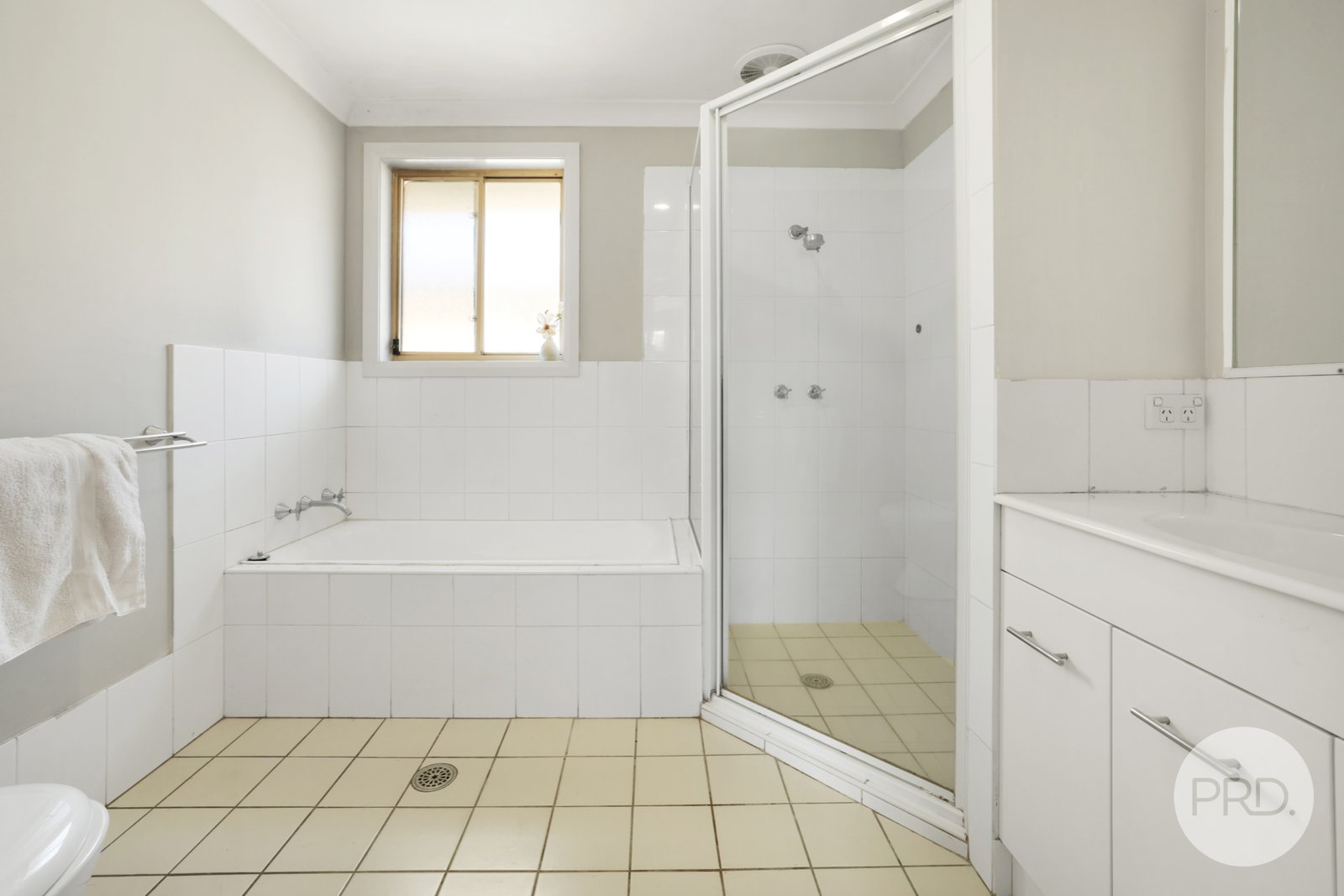 7 Sippel Close TAMWORTH 5