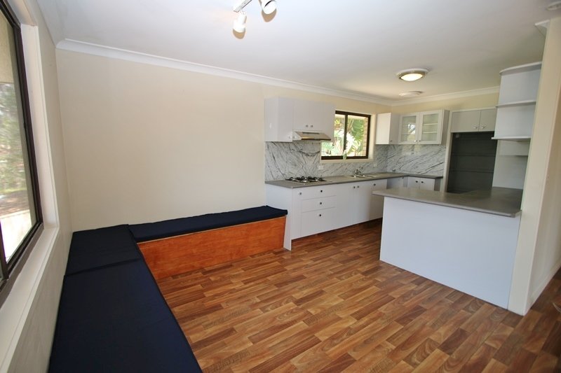 7 Sirius Court MOLENDINAR 8
