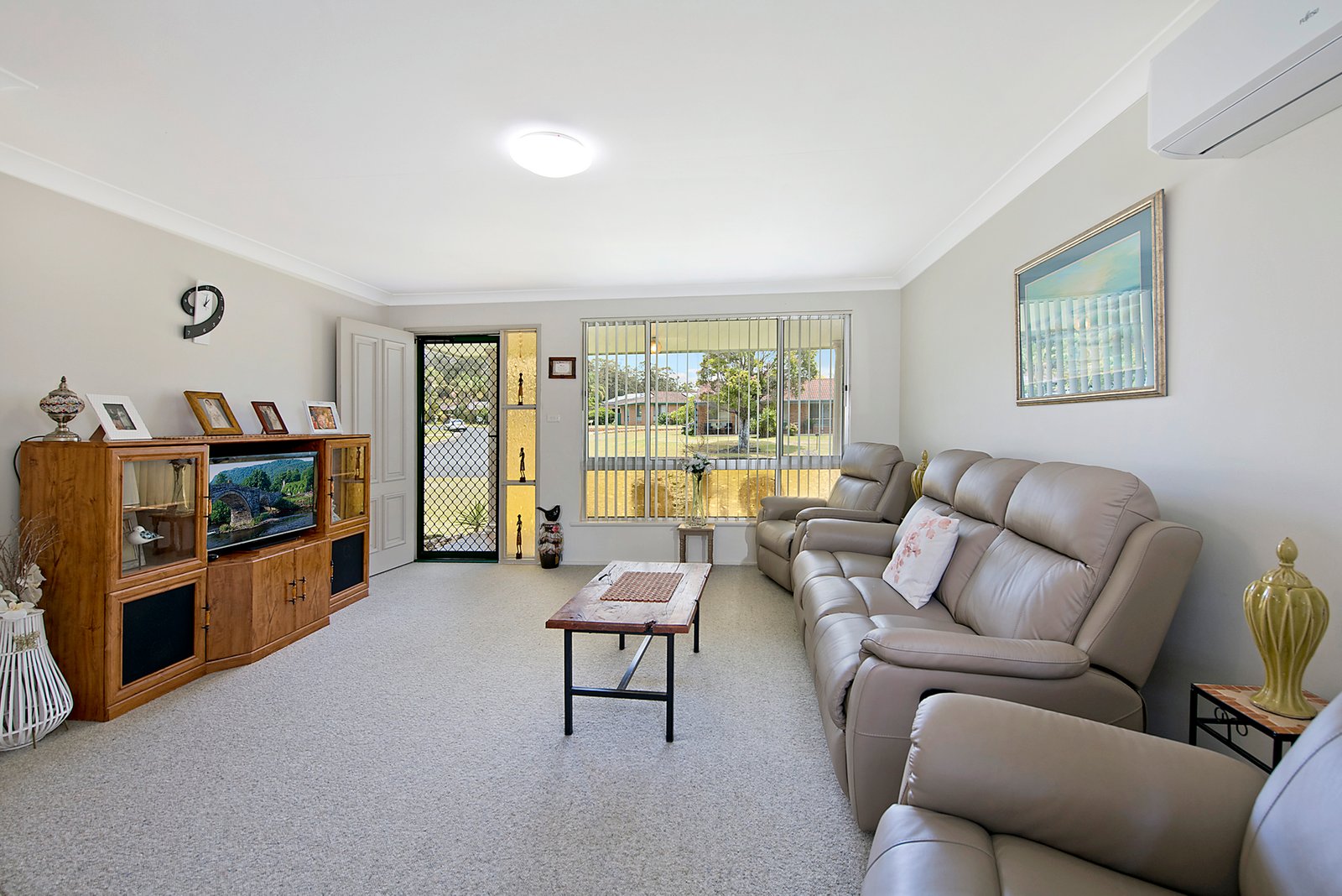 7 Sirius Drive LAKEWOOD 3