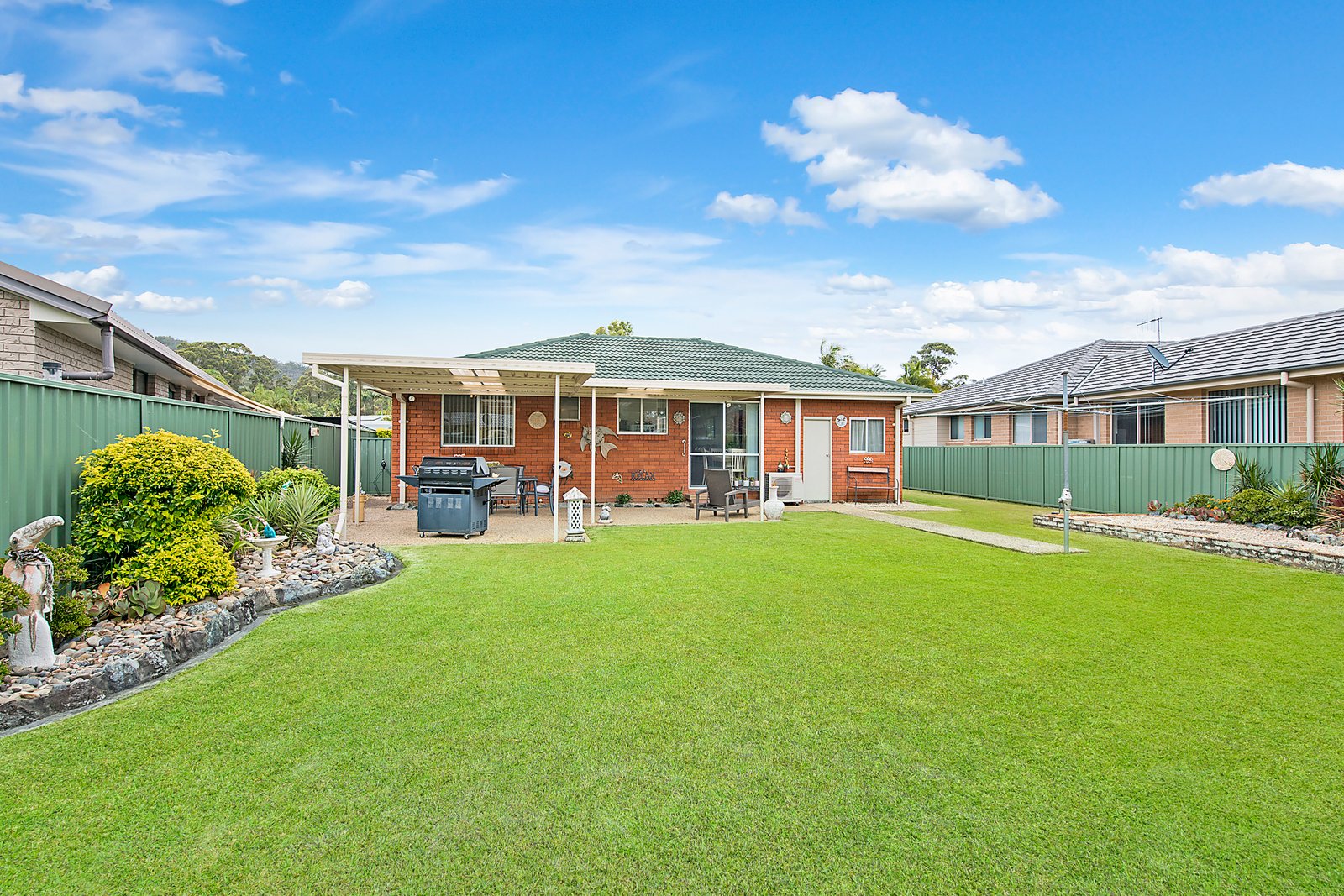 7 Sirius Drive LAKEWOOD 11