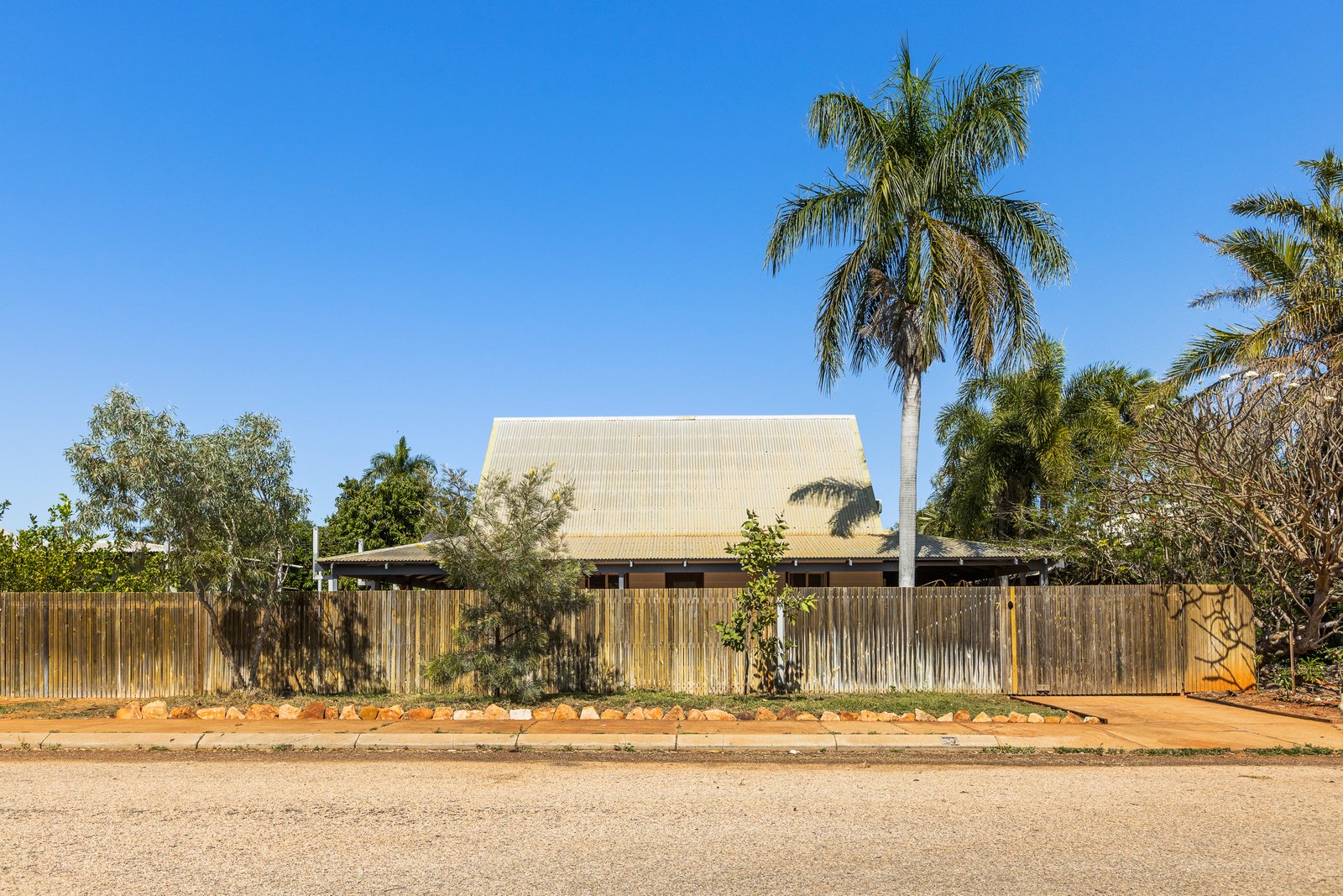 7 Slater Road CABLE BEACH 2