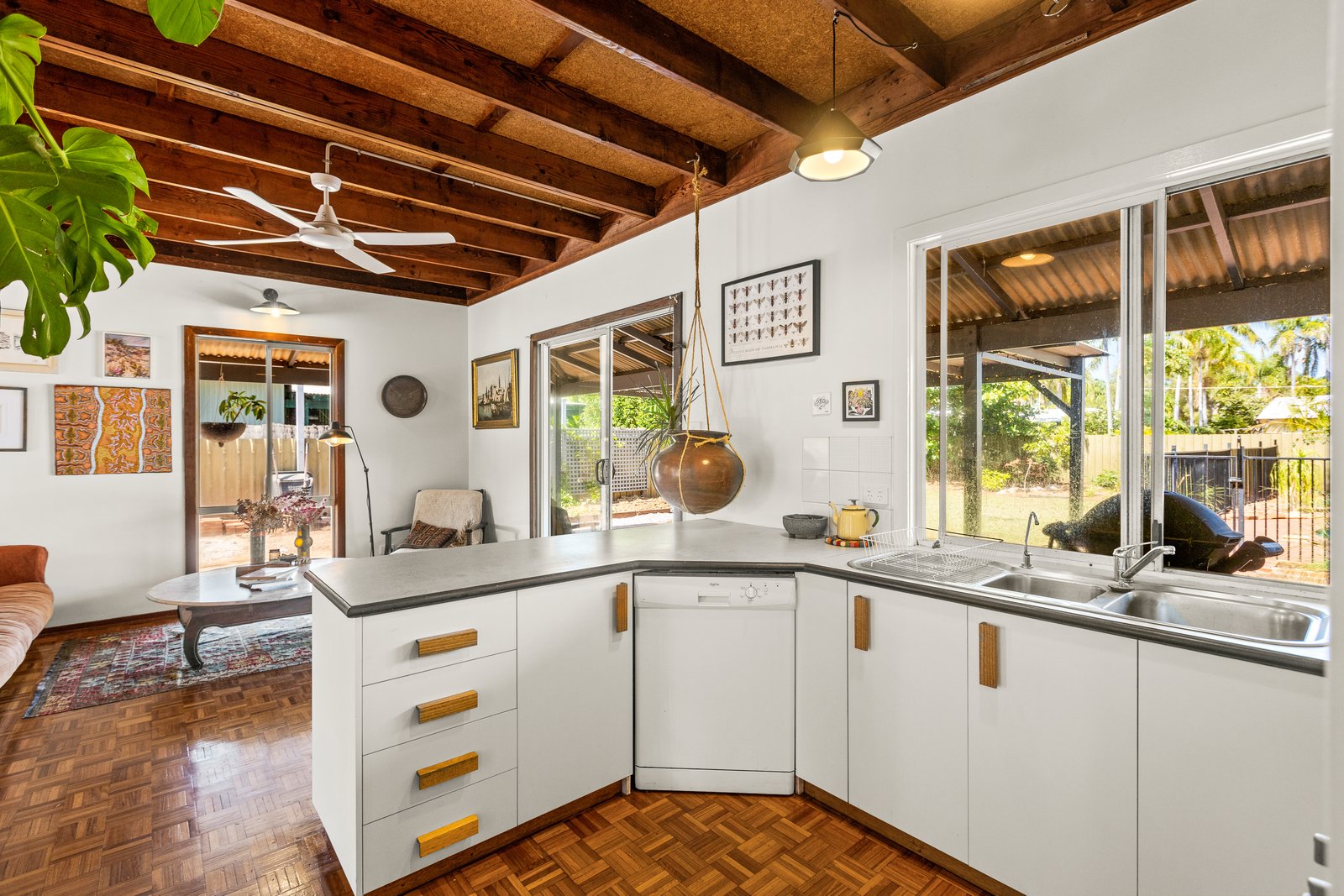 7 Slater Road CABLE BEACH 11