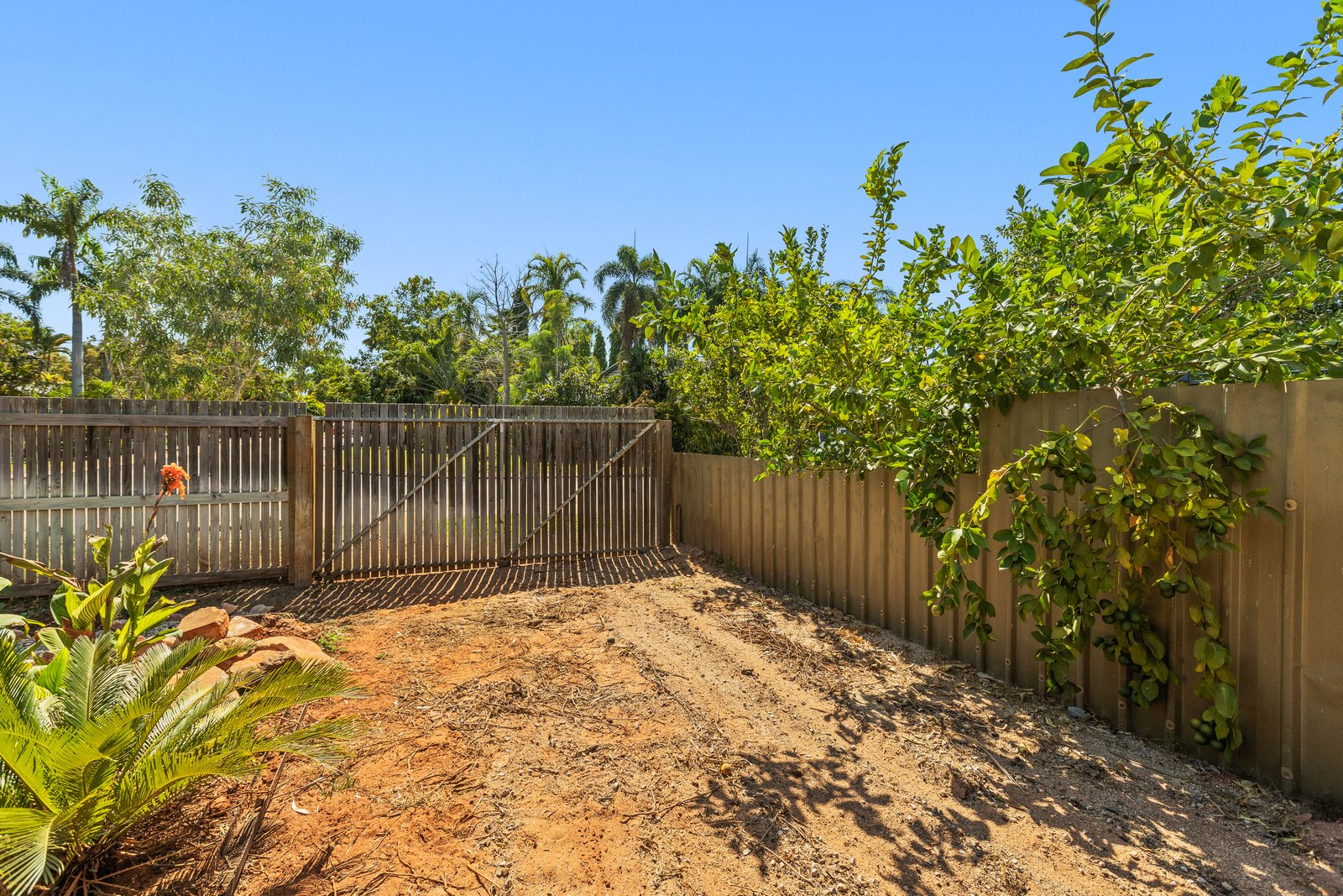 7 Slater Road CABLE BEACH 14
