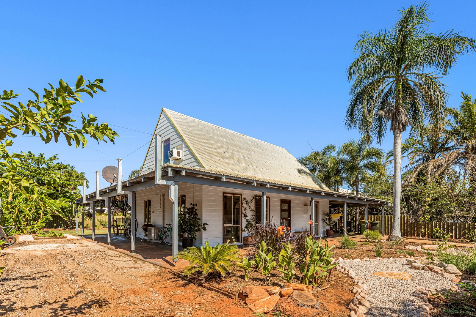 7 Slater Road CABLE BEACH 16