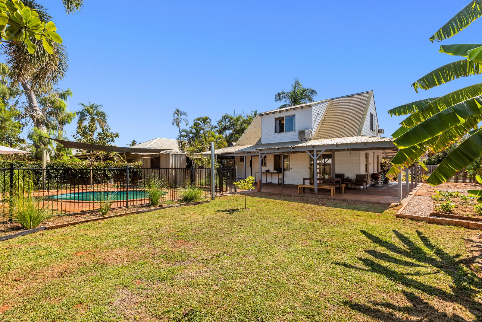 7 Slater Road CABLE BEACH 18