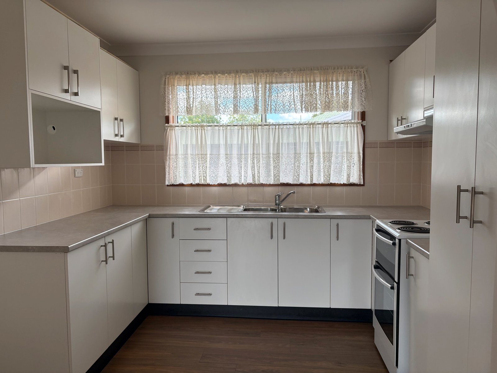 7 Smiles Street TUMUT 2