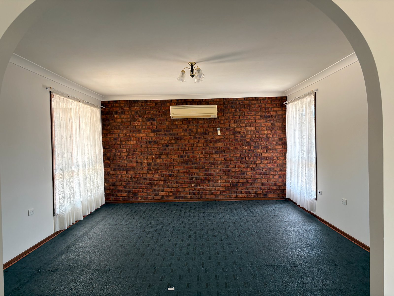 7 Smiles Street TUMUT 4