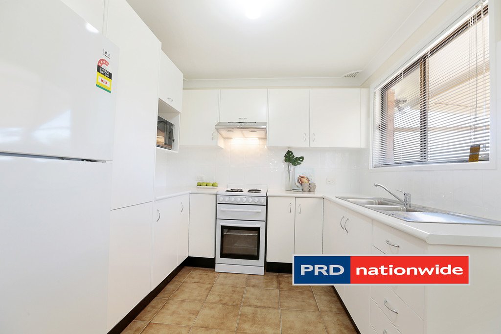 7 Southstone Close SOUTH PENRITH 4