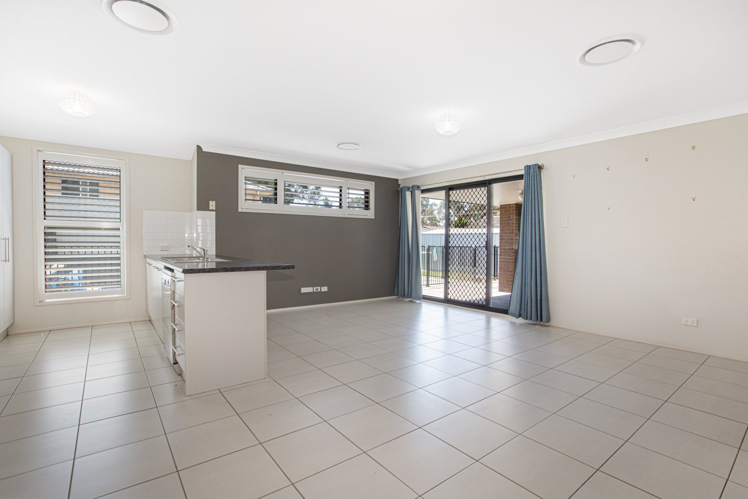 7 Sparsholt Street TENAMBIT 8