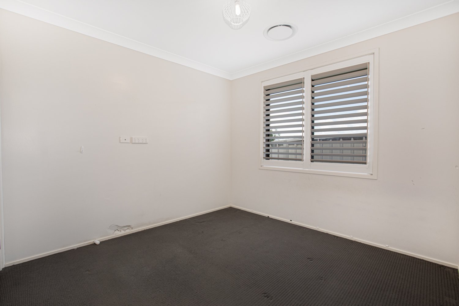 7 Sparsholt Street TENAMBIT 13