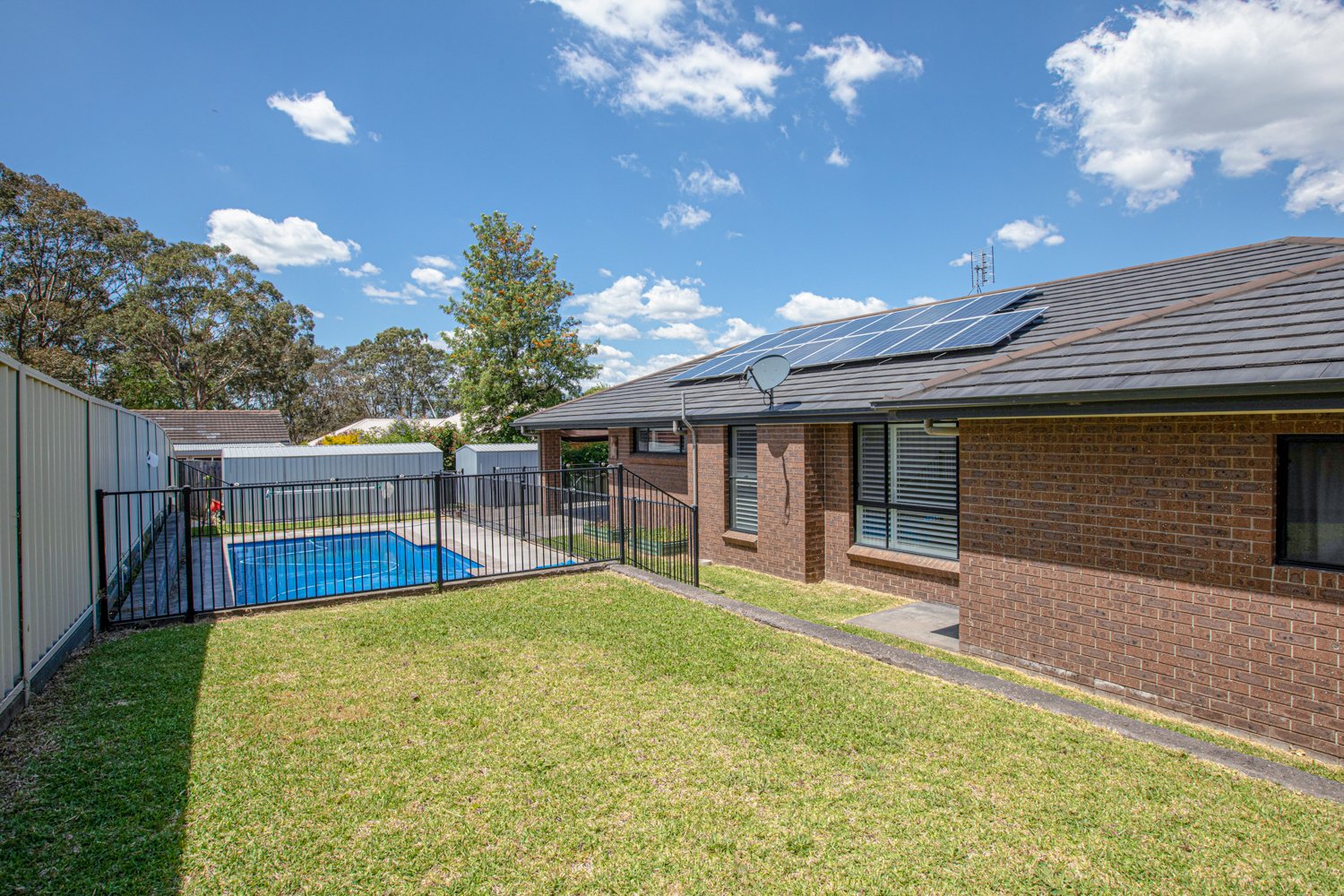 7 Sparsholt Street TENAMBIT 18