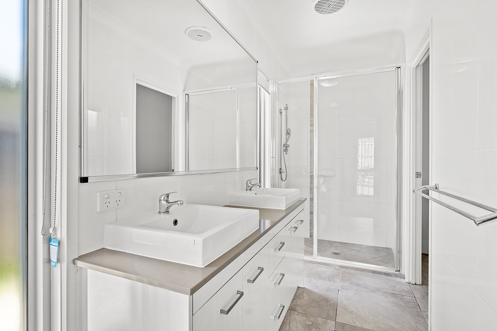 7 Spritsail Crescent CANNONVALE 8