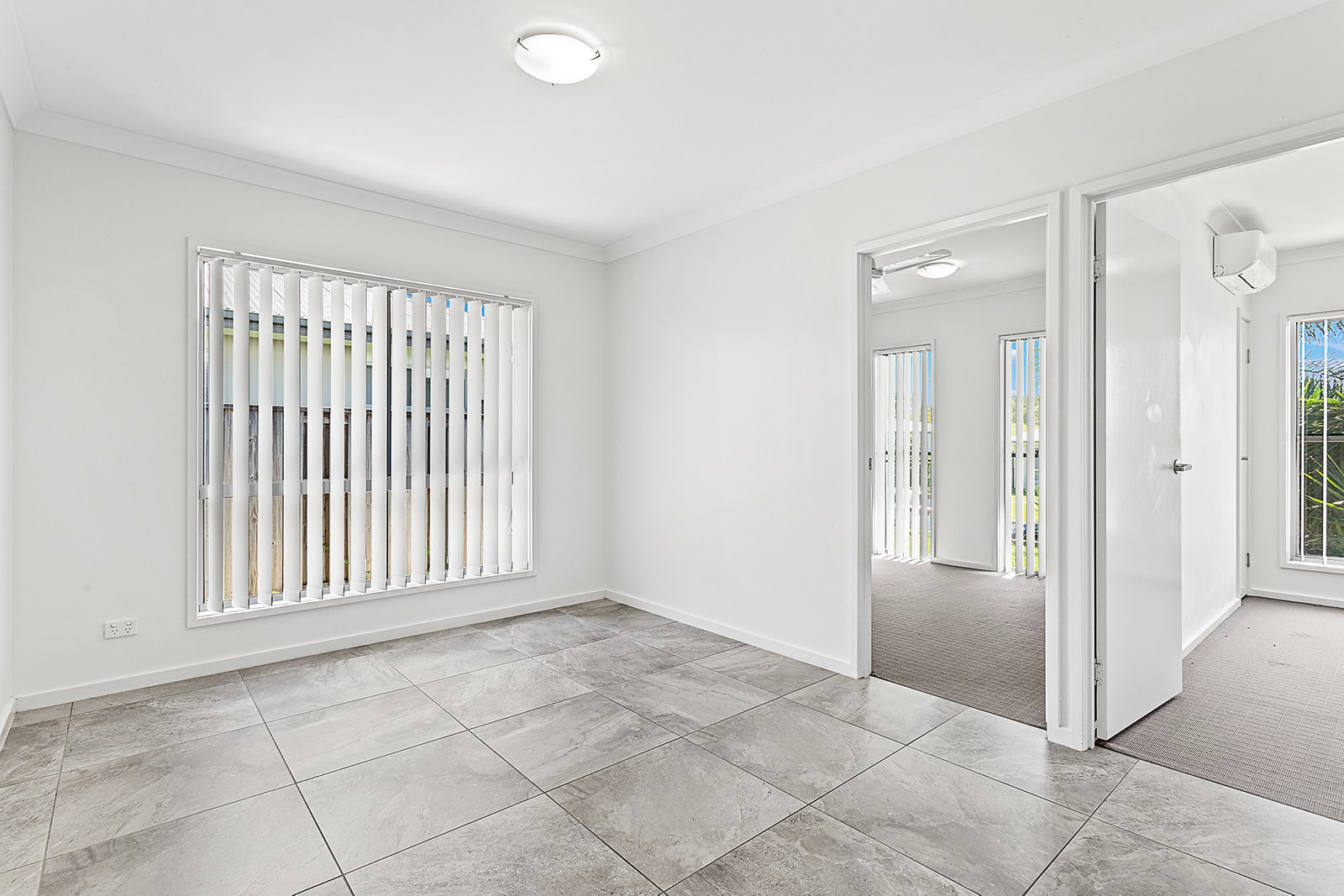 7 Spritsail Crescent CANNONVALE 9