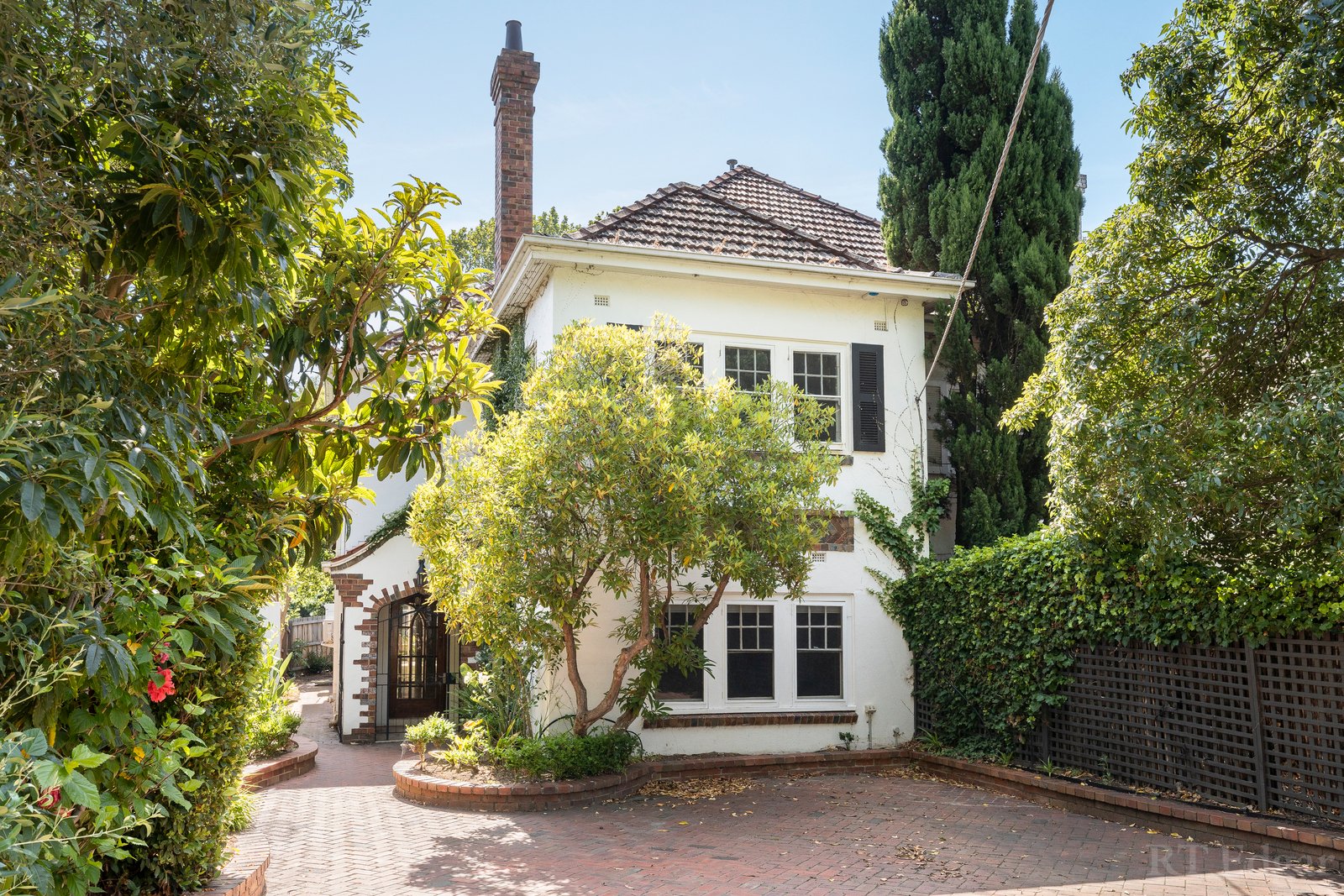 Real Estate and Property in 7 St Georges Road, Toorak, VIC