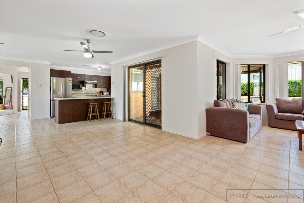 7 Stanley Close BOLWARRA HEIGHTS 2