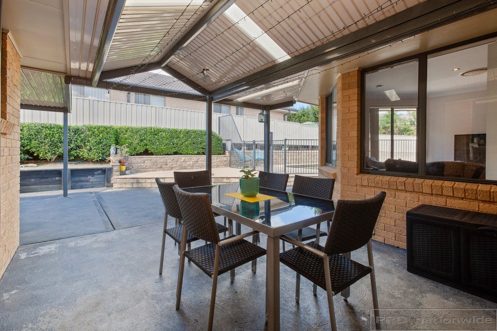 7 Stanley Close BOLWARRA HEIGHTS 18