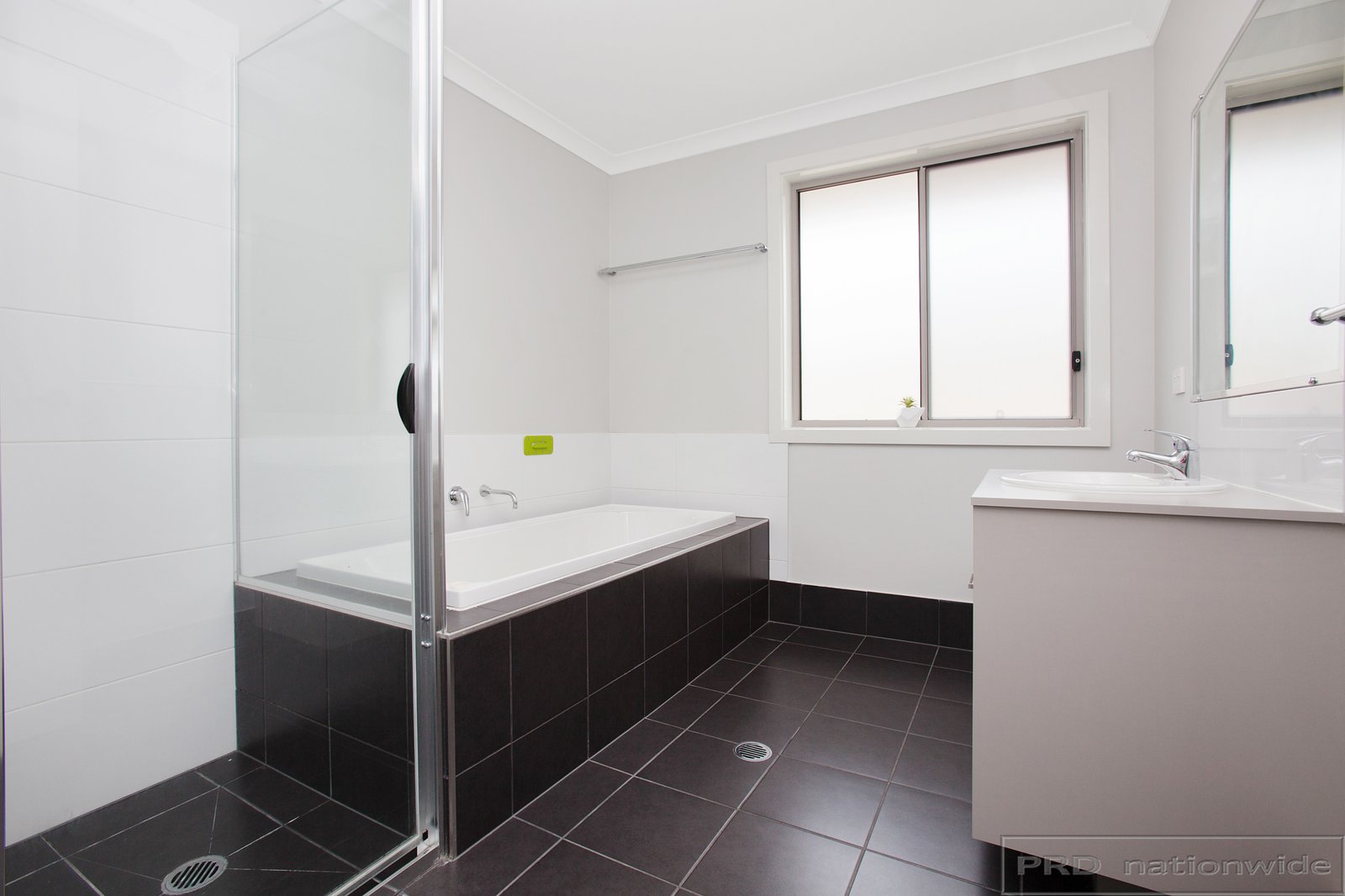 7 Starling Street ABERGLASSLYN 16