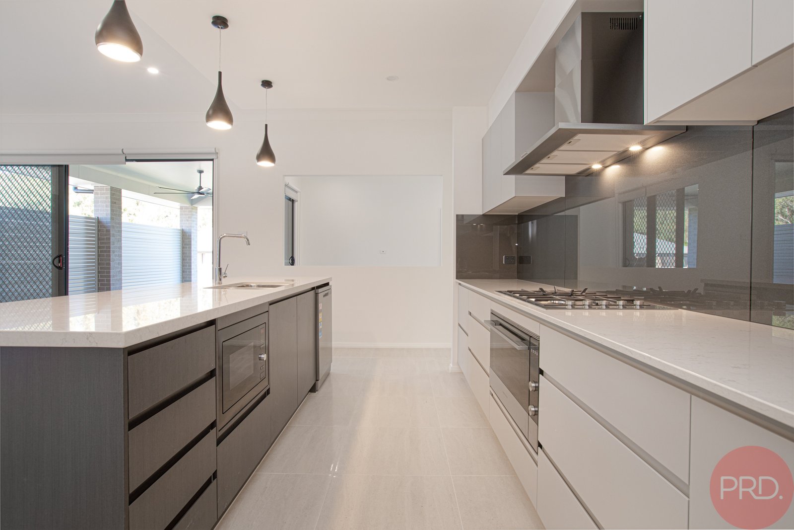 7 Stayard Drive LARGS 8