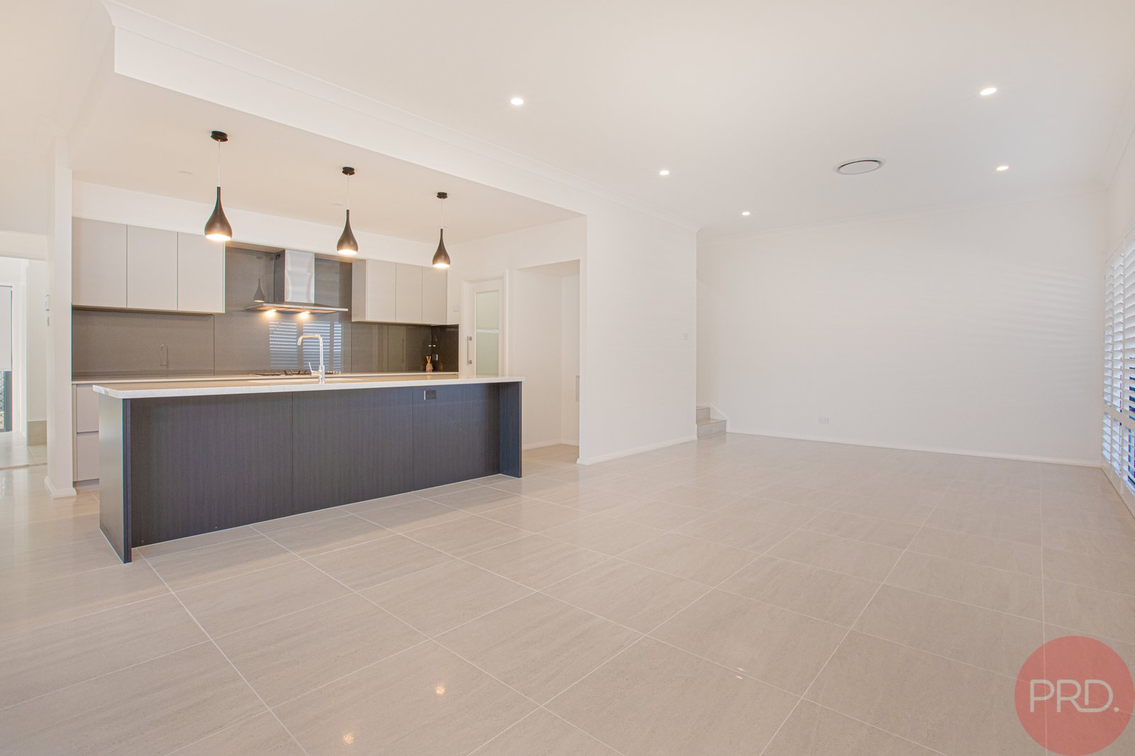 7 Stayard Drive LARGS 10