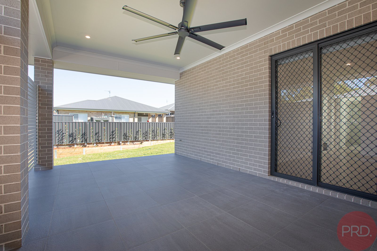 7 Stayard Drive LARGS 19