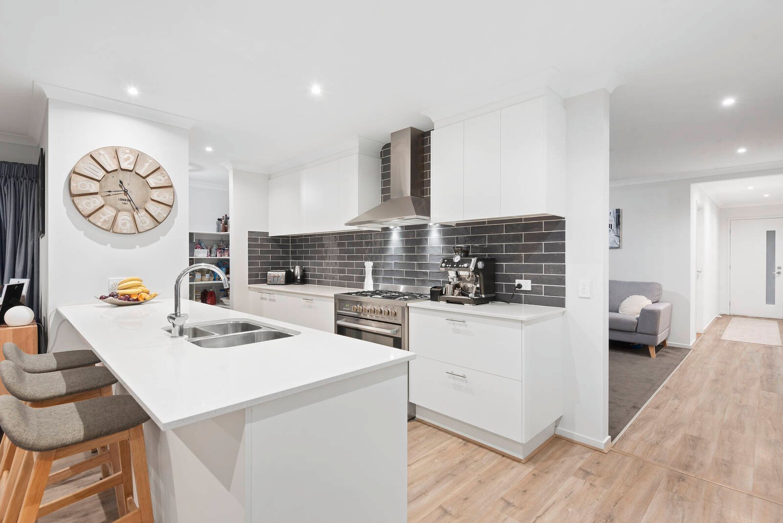 Real Estate and Property in 7 Steamship Place, Curlewis, VIC