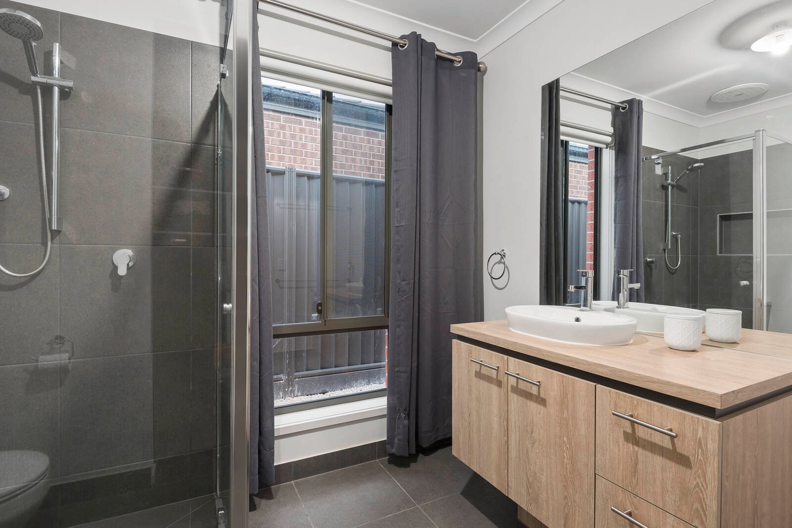 Real Estate and Property in 7 Steamship Place, Curlewis, VIC